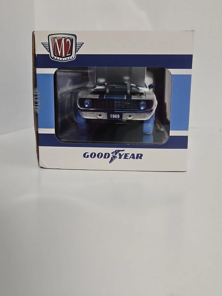 M2 Machines 1969 Camaro Z28 Good Chase 500 Pcs Worldwide Walmart Exclusive 1/24t - Image 4 of 4