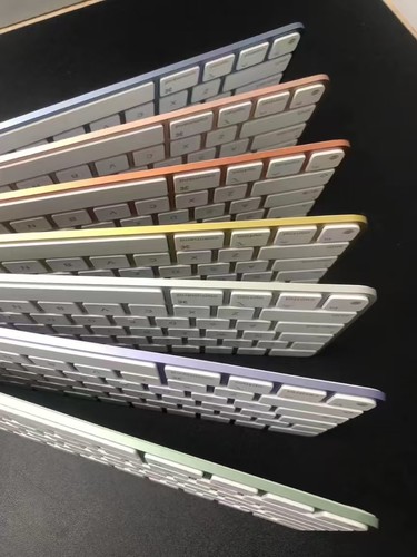 Color Genuine Apple magic keyboard A2450 Wireless Rechargeable - 第 1/5 張圖片
