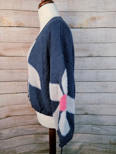 NWT POL Fuzzy Flower Cropped Drawstring Waist Oversized Sweater Size Medium - Picture 2 of 5