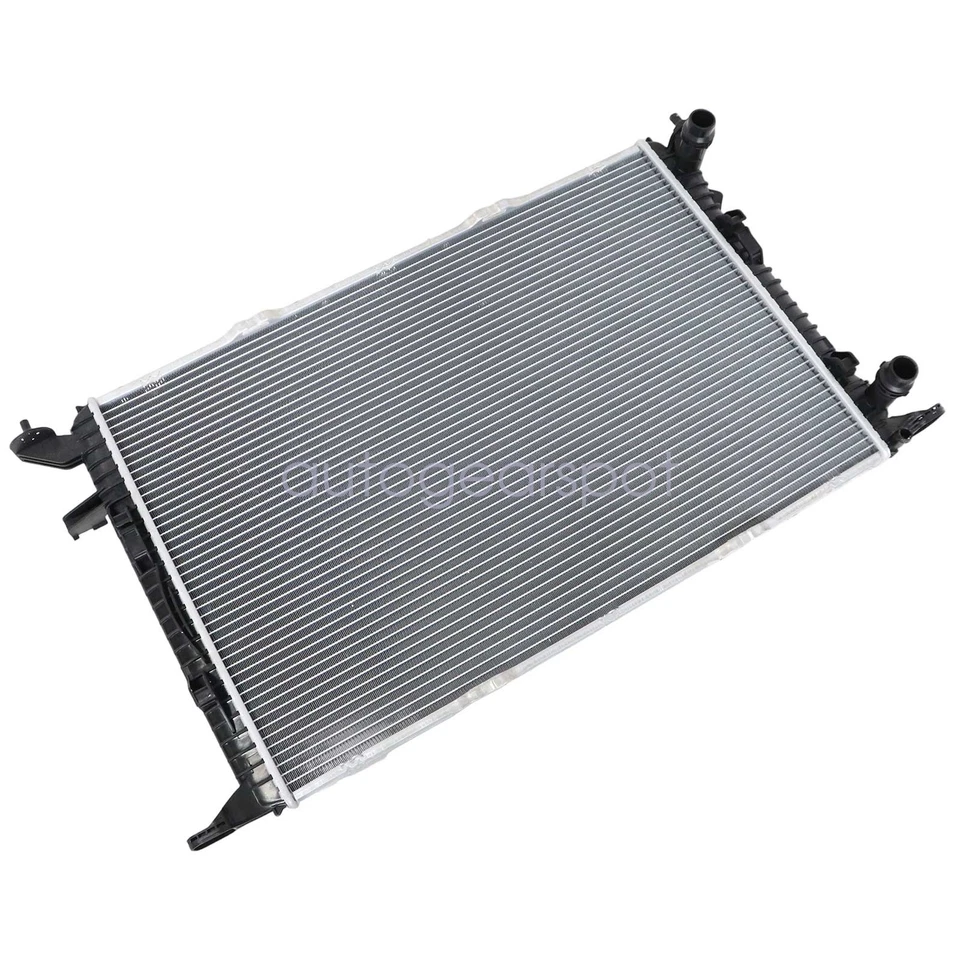 Nuevo radiador para Audi A6 A6 Quattro Q3 Quattro 2012-2019 8K0121251AG Foto 2 de 4