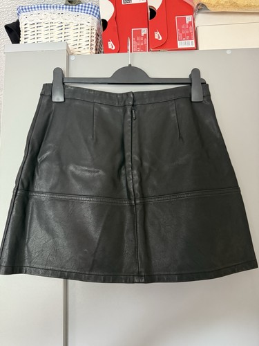 New Look Black Faux Leather PU A-line Short Mini Skirt size UK 12 - Picture 4 of 4