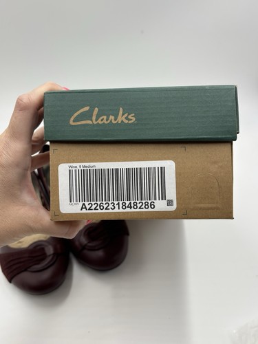 Clarks Bendables 63043 Cuero Gamuza Pisos Mujer Talla 9 Mediano Vino Punta Redonda - Imagen 2 de 10