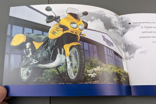 1999 Triumph Motorcycle Dealer Sales Brochure - Bild 4 von 11
