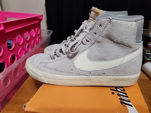Nike Blazer Mid '77 Premium Damenschuhe DM0178-001 Größe 7,5 Light Bone Coconut - Bild 9 von 15