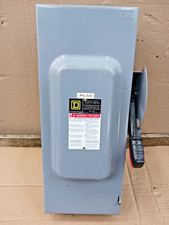 Square D 100 Amp Fusible Heavy Duty Safety Switch 3 Pole 240 VAC / 250 VDC H323N