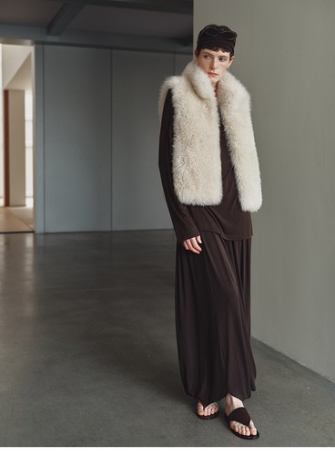 Chaleco/abrigo corto mullido cálido de piel con cuello alto y cachemir de piel de zorro - Imagen 18 de 27