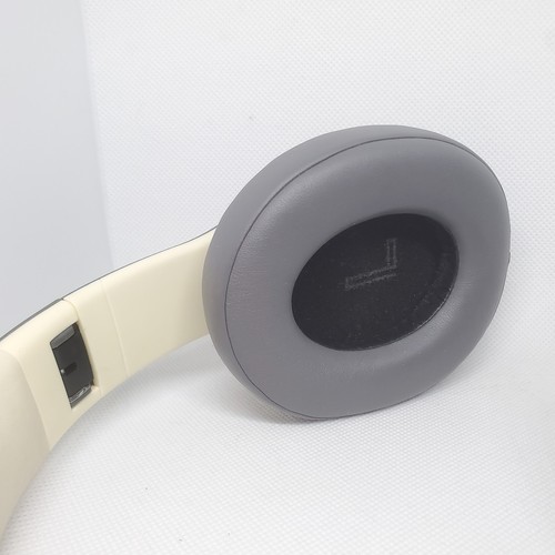 Beats by Dr. Dre Studio3 Bluetooth On Ear Wireless Headphones - Shadow Gray - Picture 3 of 6