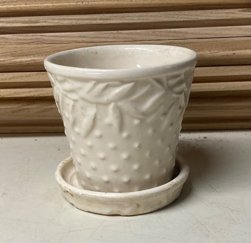 Vintage Nelson McCoy Pottery 1930's White Leaves Hobnail Flower Pot 3 1/2" Tall - Picture 3 of 6