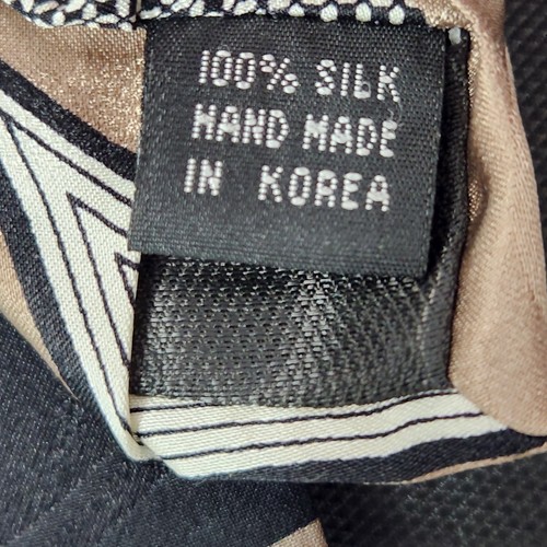 Gianno Pure Silk Men's Necktie W/matching Kerchief NWT made in Korea Gold/Black - Picture 7 of 14