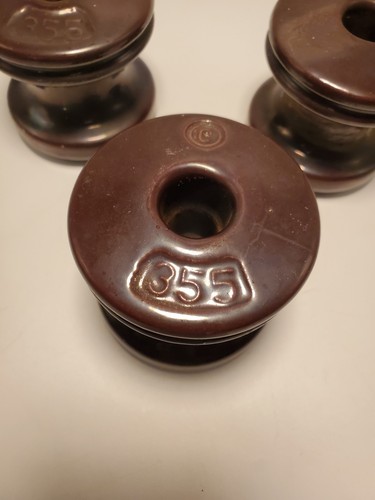 Aisladores eléctricos de alto voltaje vintage de 3 niveles de porcelana cerámica marrón mediana de 2 niveles - Imagen 2 de 8