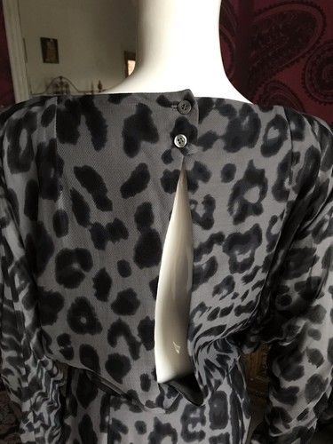 By Malene Birger grau Leopardendruck Wolle & Seide Fledermauskleid Größe XS/S EU34 - Bild 8 von 12