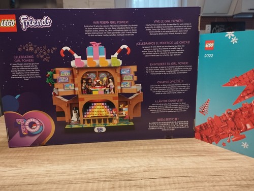 LEGO 4002022 Friends NEW/NEW + Greetings Card - Bild 2 von 2