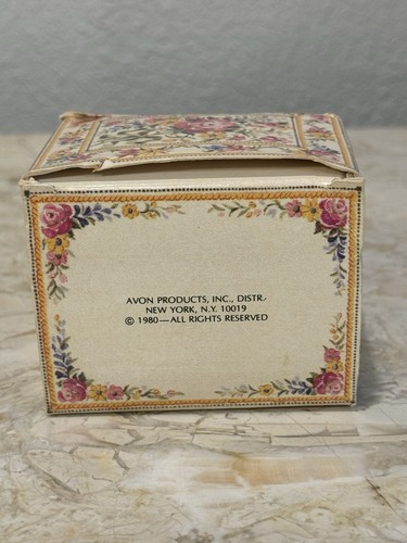 Vintage 1980 Avon Whisper of Flowers Closet Pomander, Garlandia Wax Chips - Picture 6 of 12