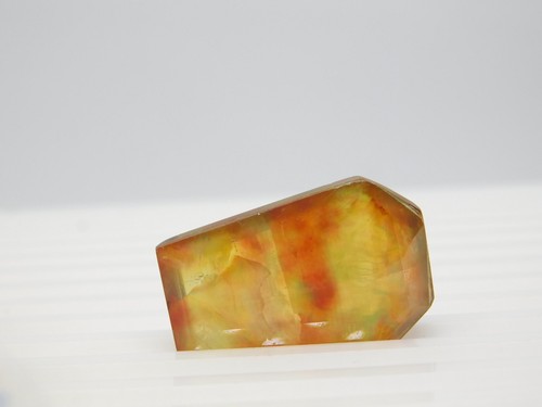 Piedra preciosa suelta orgánica similar a ópalo ammolita corte elegante natural certificada de 15,80 quilates - Imagen 5 de 8