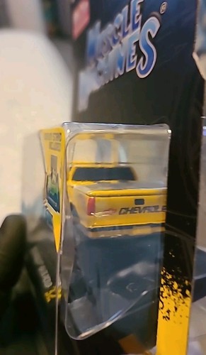 Muscle Machines 1993 Chevrolet 454 SS Pick-up 2024 Series 6, MiJo Exclusives New - Picture 9 of 9