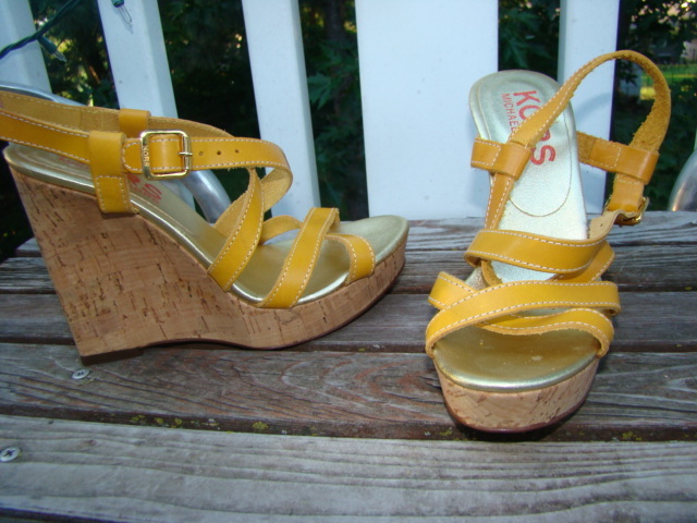 Michael kors 2024 tan wedge sandals