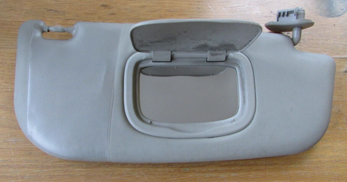 ALFA ROMEO 147 2006 DRIVER OFFSIDE SUN VISOR - Picture 2 of 3