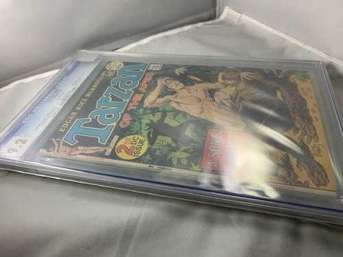 TARZAN OF THE APES #208 CGC 9.2 - Picture 7 of 9
