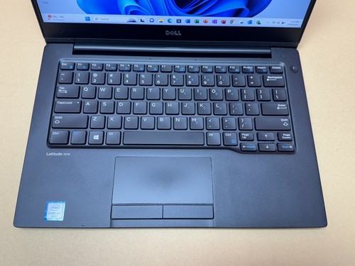 DELL LATITUDE 7370 M7 13” Intel Core M7 1.2GHz 8GB RAM 256GB SSD Windows 11 Pro - Picture 8 of 14