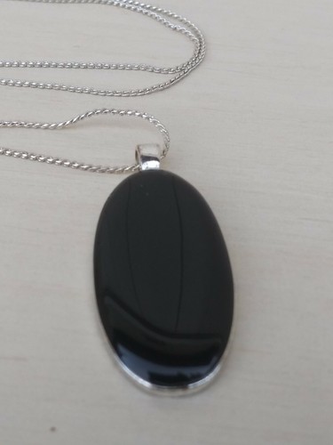 Vintage Oval Black Onyx Look  Pendant & 9" Silver Tone Nice Short Necklace - Picture 2 of 5