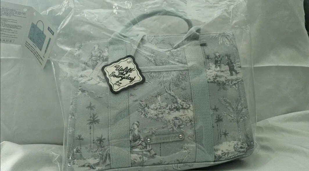 STARBUCKS Korea 2024 French Summer Picnic Tote Bag Limited