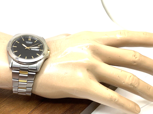 Reloj Citizen Hombre BF0584-56E Cuarzo Esfera Negra Día Fecha 2 Tonos Acero Inoxidable - Imagen 3 de 13
