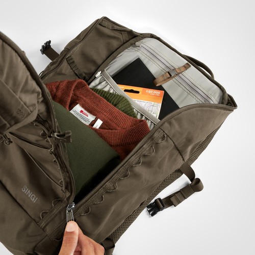 Fjallraven Singi 28 Backpack in Dark Olive - Picture 4 of 10