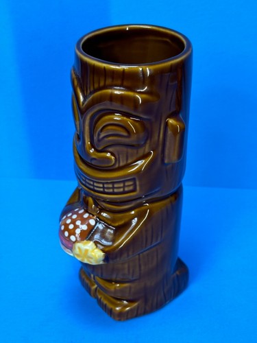 "Cheeseburger in Paradise" Maui Tiki Farm Mug - Picture 3 of 7