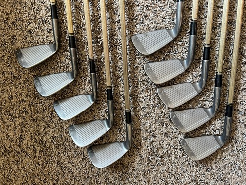 Wilson Ultra 45 Irons 2-9 PW SW RH Ultra Gold Boron Carbon Fiber Shafts Nice - Picture 2 of 7