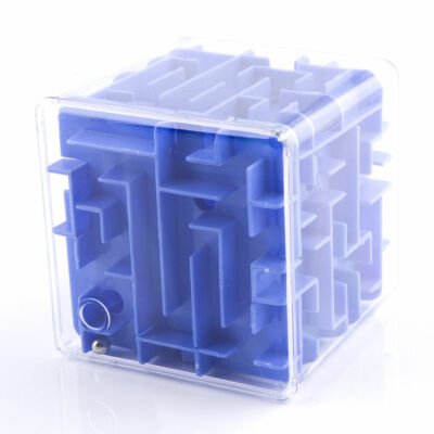 XISAOK 3D Maze Magic Cube Labyrinth Rolling Toy Educational Toys Keychain Kids Toys Gift,Random Color