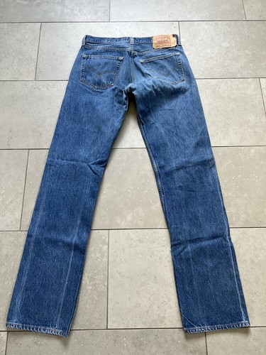 Jeans vintage anni 90 501 XX Levis sbiadito stone wash made in USA 34x38 restringenti su misura - Foto 20 di 24