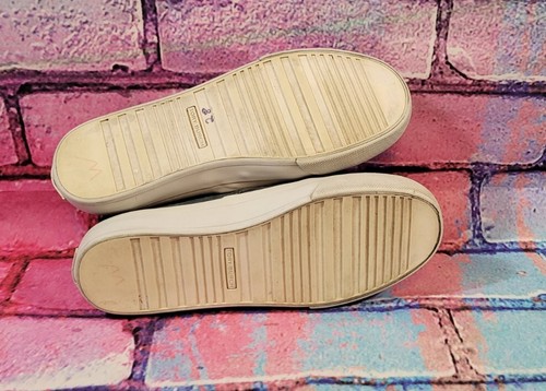 Tory Burch Navy Blue Slip On Canvas Deck Shoes Size 6.5M - Picture 5 of 5