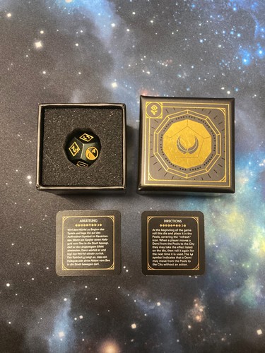 Espansione Veiled Fate & Tribunal Kickstarter Pledge + Extra (Promos Carte Dadi) - Foto 9 di 12