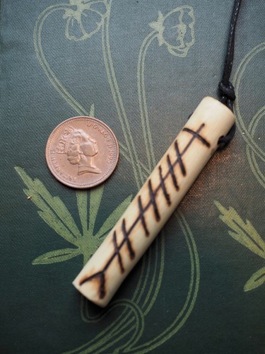 Wild Rose Wood Love Charm Ogham pendant - Pagan, Wicca, Ogam, Gaelic, Celtic - Picture 4 of 6