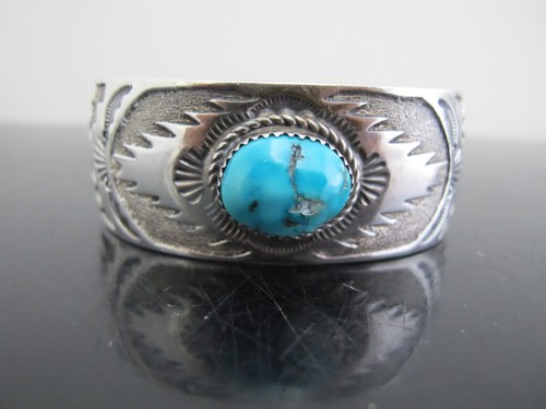 Brazalete NAVAJO Firmado JB Grabado RUINAS ANCHAS Plata Esterlina TURQUESA - Imagen 8 de 9