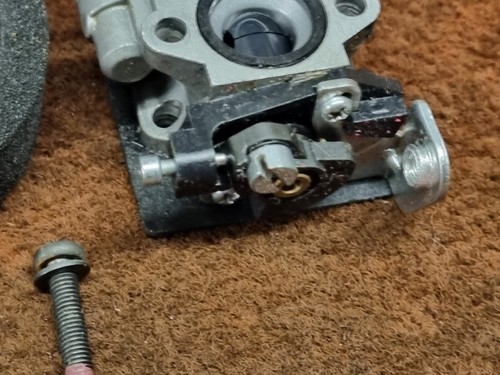 Cortadora de gasolina Titan TTL530GBC 43cc 2 tiempos probada piezas despojadas y limpias - Imagen 129 de 132