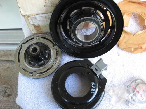 Ford NOS Fred Jones Reman E4TZ-2884-BKX A/C Clutch & Coil Assembly-V Belt - Picture 4 of 6