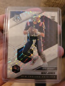 2021 Mosaic Football Mac Jones NFL Debut White Parallel #24/25 RC Rookie