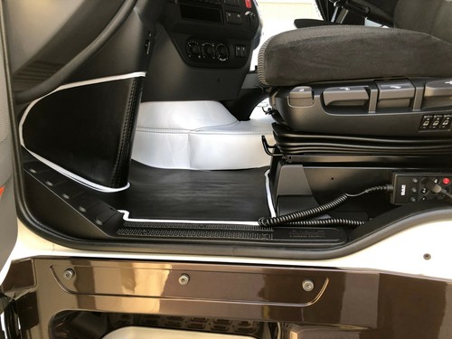 Zestaw podłogowy duży na życzenie pasuje do ciężarówki DAF 106 XF - Zdjęcie 5 z 10