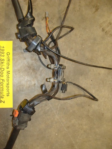 1993 Ski-Doo Formula Z 583 BAR OEM HANDLEBAR SWITCHES THUMB THROTTLE BRAKE LEVER - Picture 4 of 12
