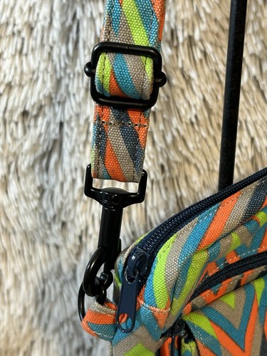 Kavu Nantucket Chevron Print Canvas Small Crossbody Multicolor Bag Purse - Picture 3 of 11