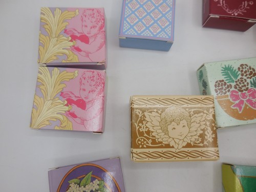 Lote de 20 Jabones Avon Vintage Nuevos En Caja Vacaciones de Navidad Todas las Ocasiones - Imagen 2 de 14
