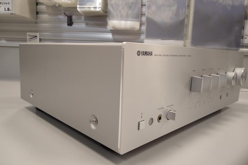 YAMAHA A-S801 Integrated amplifier (transistor) - Good Condition - Picture 7 of 10