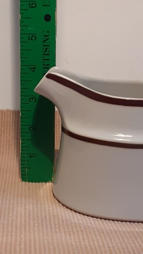 Noritake Primastone Tundra Gravy Boat, Brown Trim, Tan Body - Picture 7 of 9