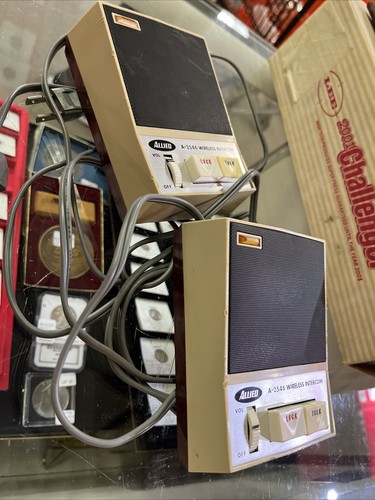 Vintage Realistic Plug n Talk FM Wireless Intercom Model 43-212A - Picture 3 of 10