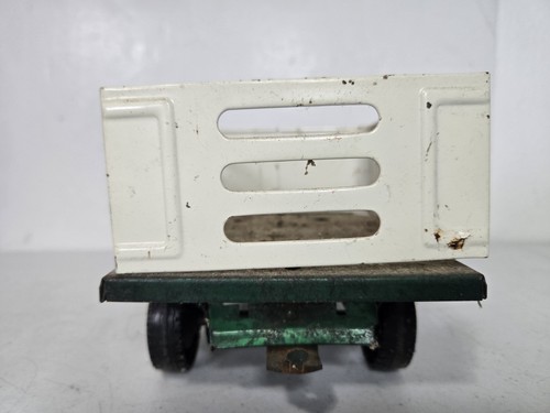 Nylint Farms Stake Bed Truck Pressed Steel Green Chevy Vintage 70's Stake Bed - Picture 4 of 15