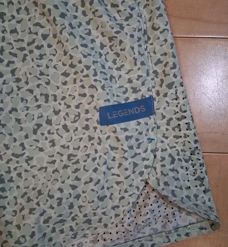 Legends Luka HD 7" Shorts Green Animal Print No Liner Size Large Gym Athletic - Image 2 of 4