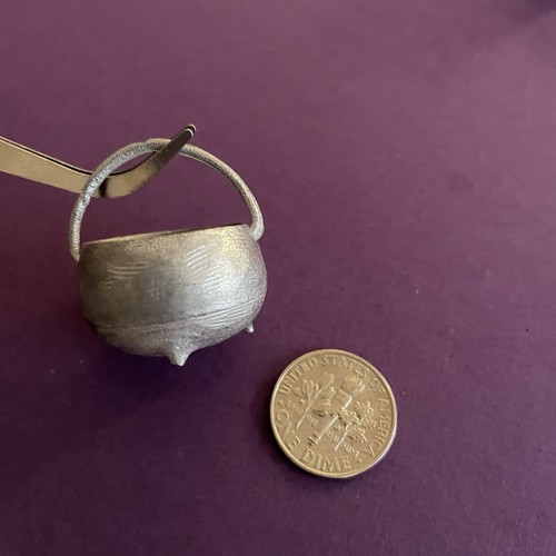 Vtg Mini Dollhouse Cast Iron Metal Paintable Witches Kitchen Cauldron Pot