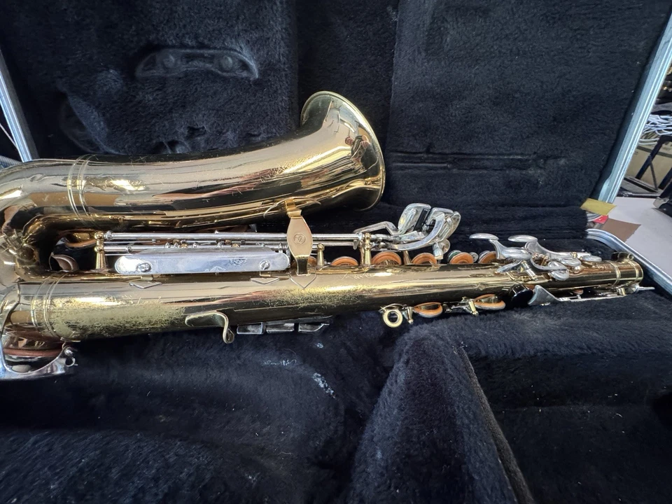 Saxofón alto Selmer Bundy para piezas sin cuello Foto 3 de 3