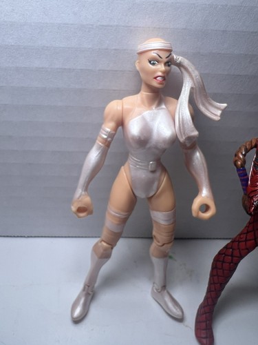 Figuras de mujer de colección, figura de espada bruja medieval roja 1998/ 1996 Marvel She-Force - Imagen 3 de 6